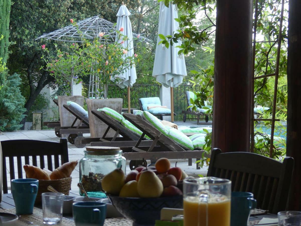 Les 3 Saisons Bed & Breakfast Cucuron Ngoại thất bức ảnh