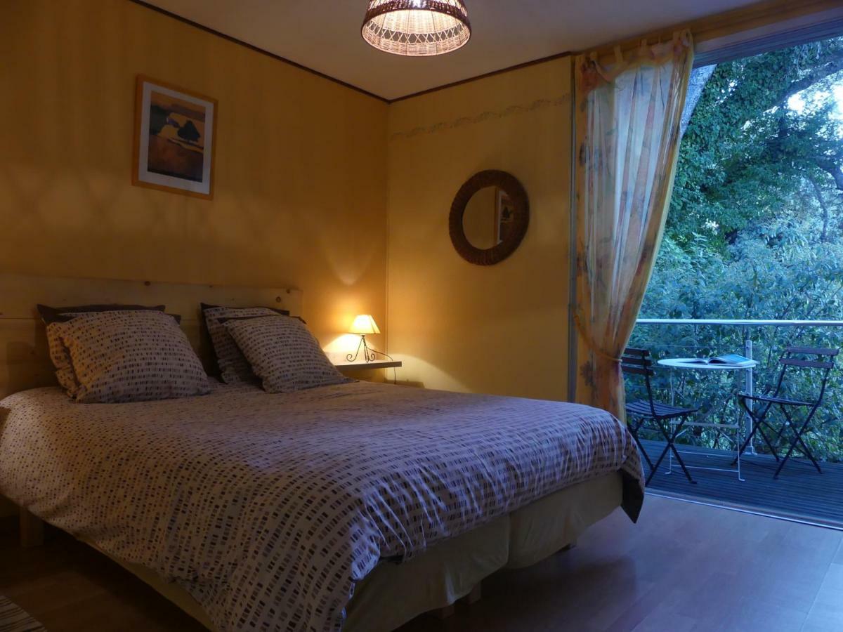Les 3 Saisons Bed & Breakfast Cucuron Ngoại thất bức ảnh